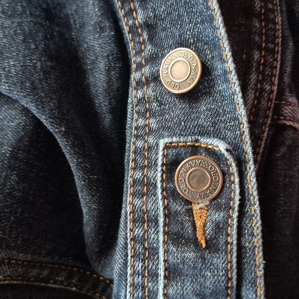 Old Navy Denim Blue Jean Jacket Pockets With Sunflower Detail On Back Cotton XL - Picture 13 of 13